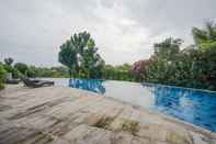 Swimming Pool Awal Villa