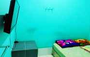 Bedroom 7 EXPRESS O 91281 Guest House Indah Jaya