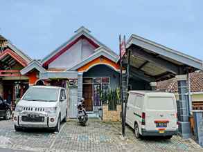 ภายนอกอาคาร 4 OYO 91285 Darmo Homestay