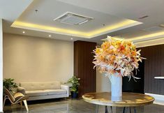 ロビー 3 The Aru by Ayuhouz