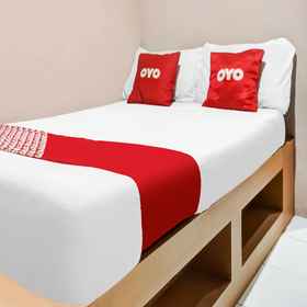 Bedroom 1 SPOT ON 91336 Guesthouse Tarumanegara, PT INDO MAKLON NATURAL KOSMETIKA Hotels