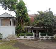 Exterior 5 SPOT ON 91339 Pondok Kost Aulia Syariah