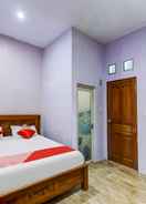 BEDROOM OYO 91298 Rumah Cantik Homestay Syariah