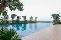 Swimming Pool Sayana Apartemen Harapan Indah