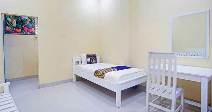 Kamar Tidur SPOT ON 91306 Bae Homestay Syariah