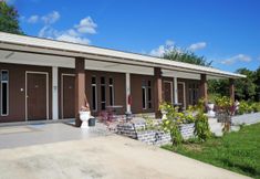 Exterior 2 OYO 90517 Kevno Homestay