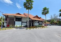 Exterior 2 Tunas Resort Port Dickson