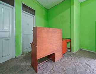 Sảnh chờ 2 SPOT ON 91325 Pondok Hijau Guest House Syariah