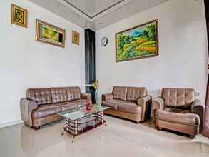 Lobi 4 OYO 91324 Aliya Homestay Syariah