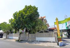 Exterior 4 OYO 91332 City-m Urban Homestay Syariah