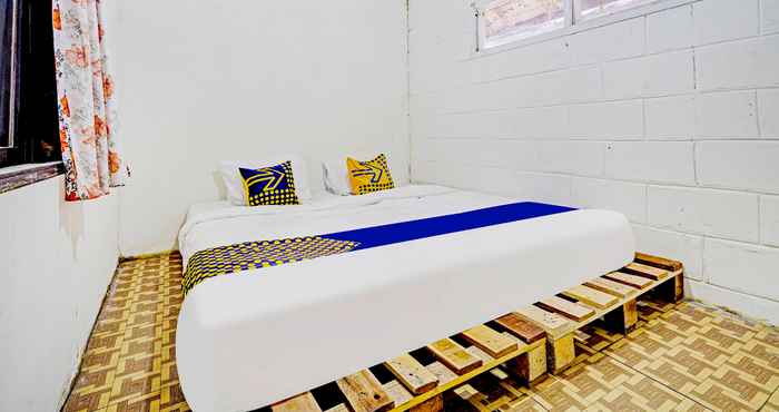 Kamar Tidur SPOT ON 91320 Pondok Elia Syariah