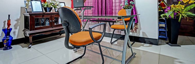 Lobby SPOT ON 91320 Pondok Elia Syariah