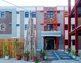 Exterior 2 RedDoorz Plus @ d'Builders Poblacion - BGC
