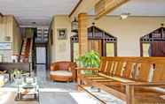 Lobby 6 OYO 91261 Cita Suraya Homestay