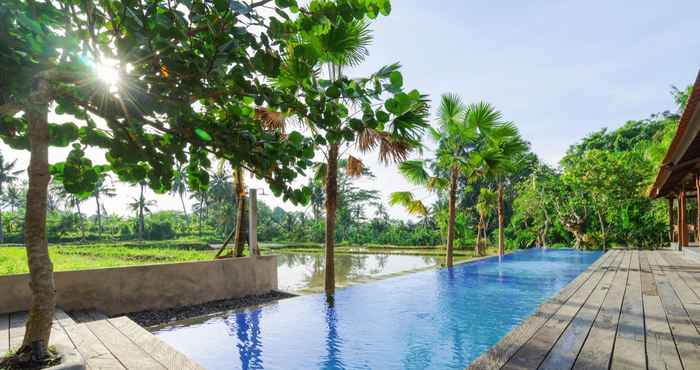 Kolam Renang Nayaka Living Ubud