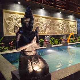 Swimming Pool 1 THE PEKAYON VILLA PACET, RSUD Prof. Dr. Soekandar Hotels