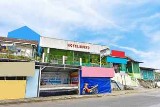 Luar Bangunan 4 SPOT ON 91357 Hotel Mulyo