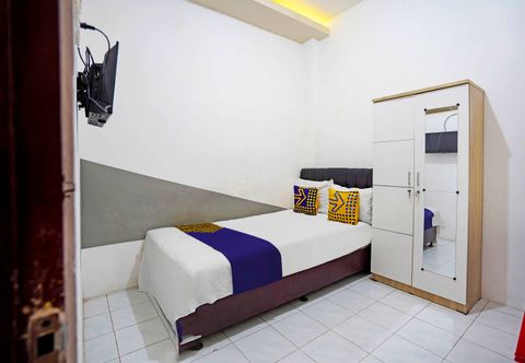 침실 SPOT ON 91360 Swk 68 Syariah