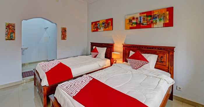 Kamar Tidur OYO 91326 Two Mades Guest House