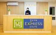 ล็อบบี้ 2 Zayn Express & Suites