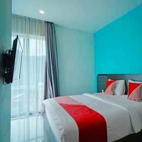 Bedroom 1 Collection O 91373 M Hotel, SMK Negeri 1 Padangsidimpuan Hotels