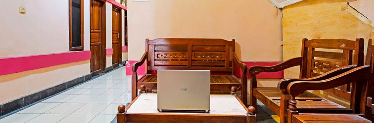 Lobi Hotel O Rumah Bundo Syariah