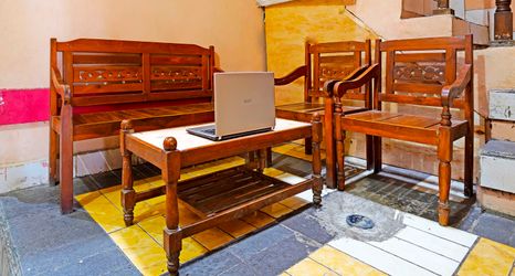 Lobi 2 Hotel O Rumah Bundo Syariah