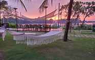 Bar, Kafe, dan Lounge 2 Hammock Glamping - Private Island Glamping