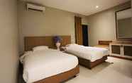 Bilik Tidur 3 Heroes Hotel