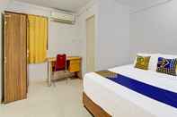 Bedroom SPOT ON 91398 Homestay Tentrem 1