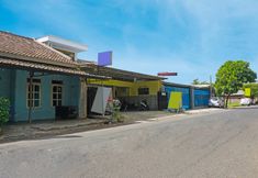 Exterior 4 OYO 91411 Putih Mulia Homestay Syariah