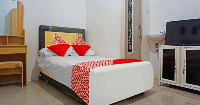 Bedroom OYO 91375 Pondok Feby Makassar