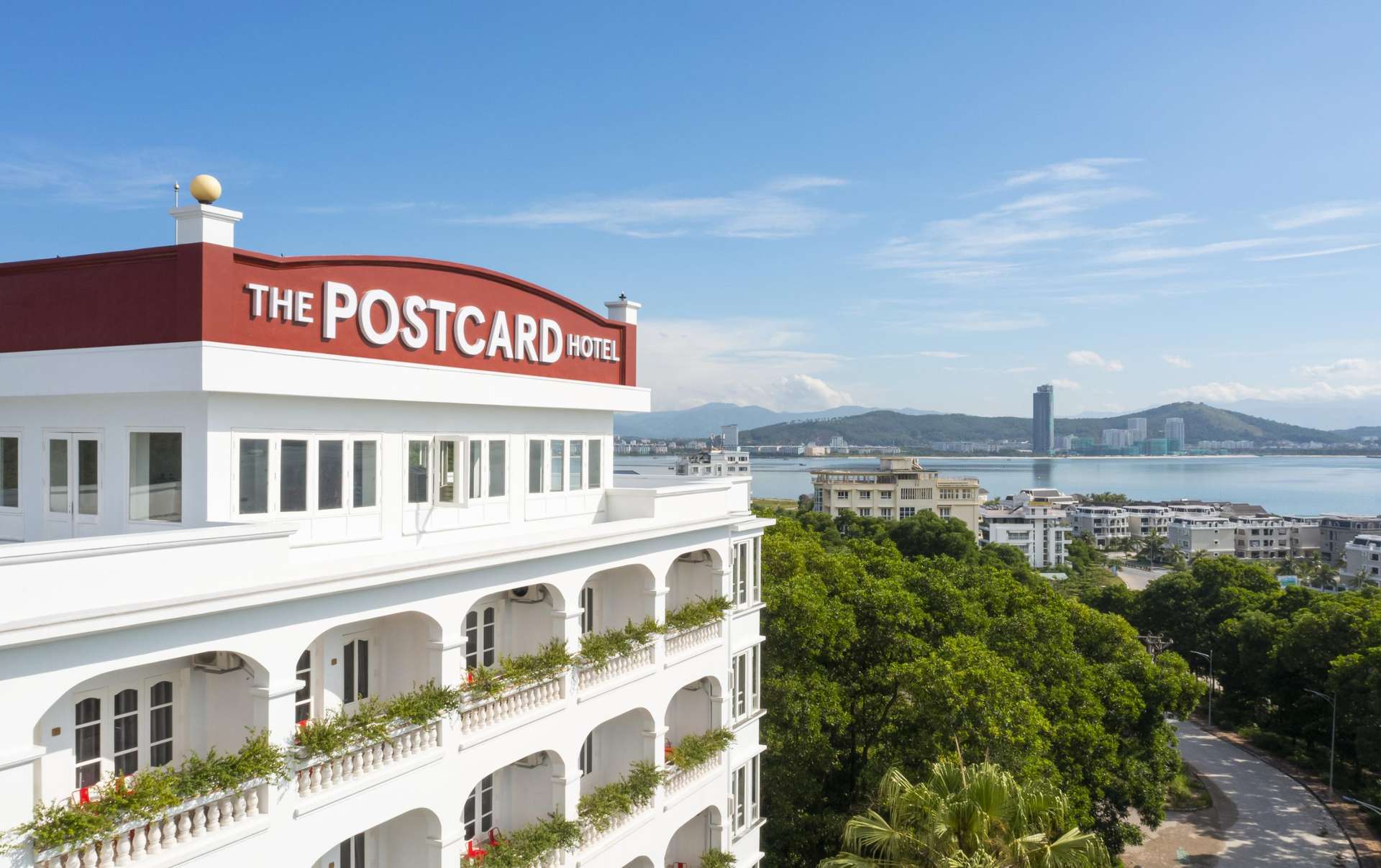 The Postcard Hotel Ha Long khách sạn 3 sao Hạ Long