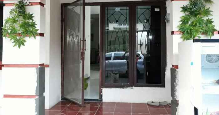 Luar Bangunan Budget Room in Purwokerto(Kamar khusus wanita)