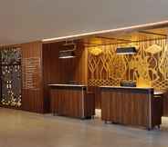 Lobby 2 ARTOTEL Batam