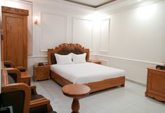 Phòng ngủ 2 Le Royal Hotel