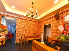 Lobby 4 Super OYO 90572 J Hotel Masjid India