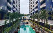 Swimming Pool 7 Queen Room Grand Center Point Apartemen