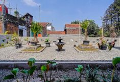 Exterior 7 SPOT ON 91425 Mekargalih Homestay Syariah