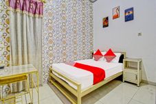 Kamar Tidur OYO 91429 Butterfly Kost