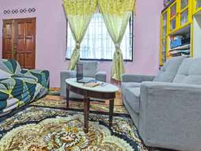 Lobby 4 OYO 90566 Homestay Tg Gemok