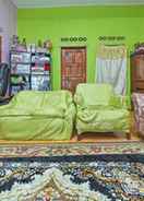 LOBBY OYO 90566 Homestay Tg Gemok