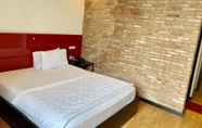 Bedroom 6 Gia Huyen Hotel