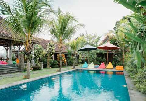 Swimming Pool Nauna Villa Bali 