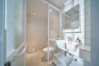 In-room Bathroom M Village Tu Xuong