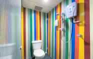 Bilik Mandi dalam Bilik 6 Rainbow Guest House Penang