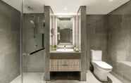 In-room Bathroom 4 Ascott Gurney Penang