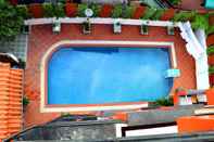 Swimming Pool Nana Backpackers Hostel Vientiane (Formerly Champion Boutique Hotel)