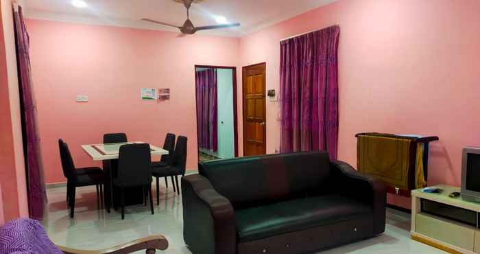 Lobi OYO Home 90577 Safi Homestay