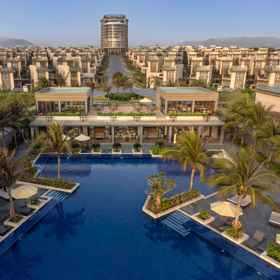 Exterior / Building 1 Wyndham Garden Cam Ranh Resort, NHÀ HÀNG HẢI SẢN K10 - K10 Seafood Restaurant - K10 해산물 레스토랑 (Kakao ID: K10seafood ) Hotels